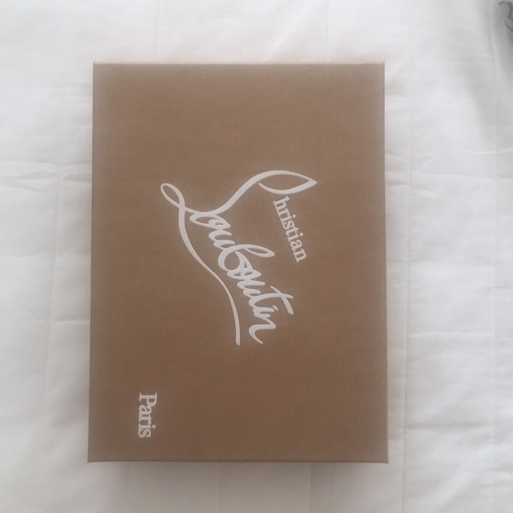 Louboutin empty box